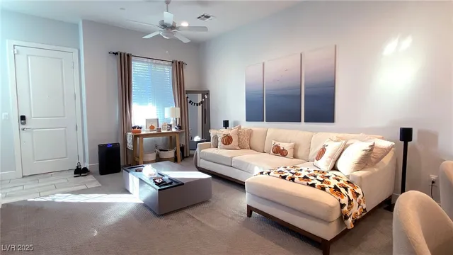 $2,150 | 10555 Ridge Glow Avenue, Las Vegas, NV 89166