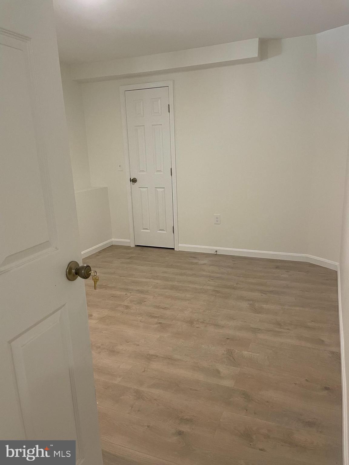 8018 Sinclair Mill Road Manassas, VA 20112 - Photo 6 of 10 a view of small space