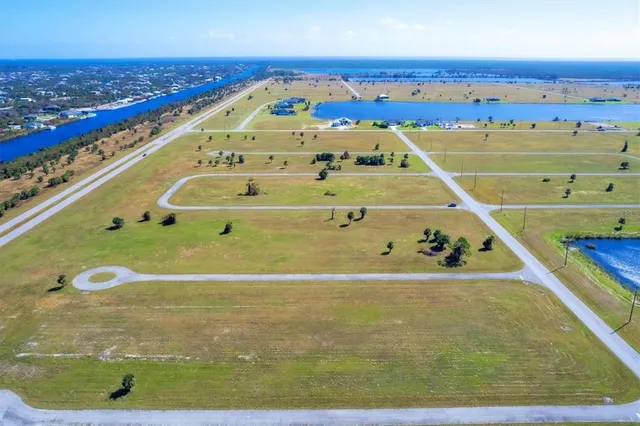 $19,999 | 18 Pine Lane, Placida, FL 33946