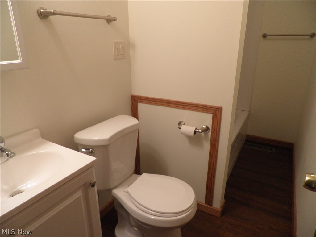 241 Ledge Road Northfield, OH 44067 - Photo 14 of 15