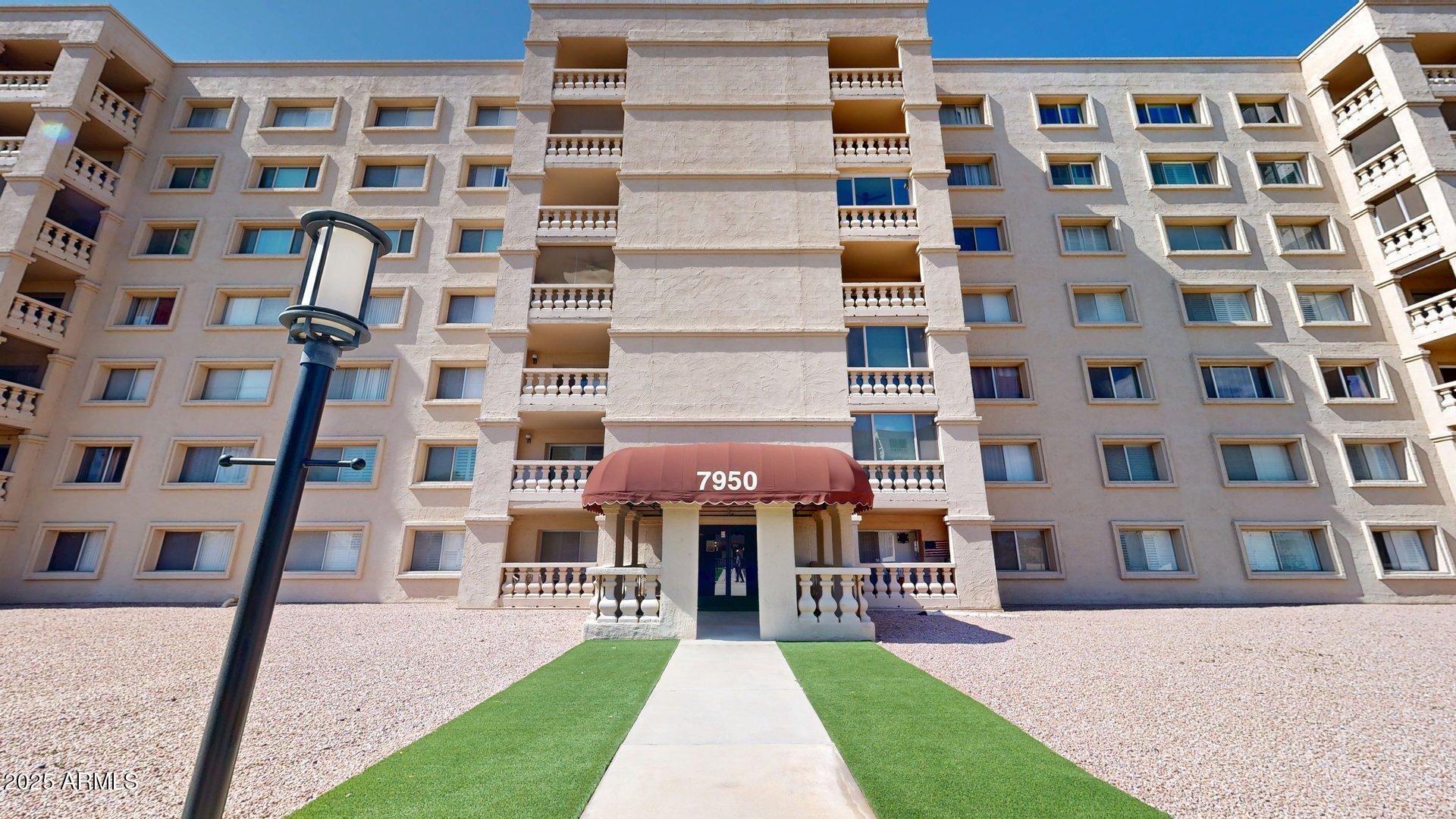 7950 East Camelback Road, Unit 610 Scottsdale, AZ 85251 - Photo 20 of 23 7950-E-Camelback-Rd-610-09112025_114707