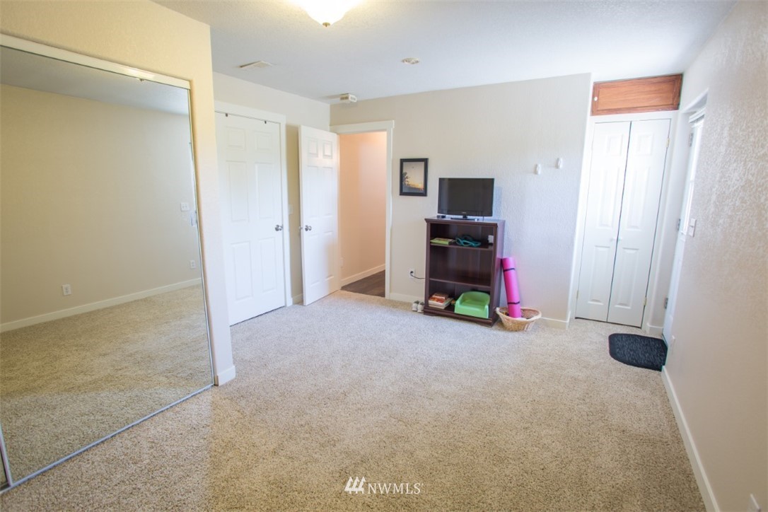 7330 East Wiser Ridge Road Lynden, WA 98264 - Photo 23 of 25