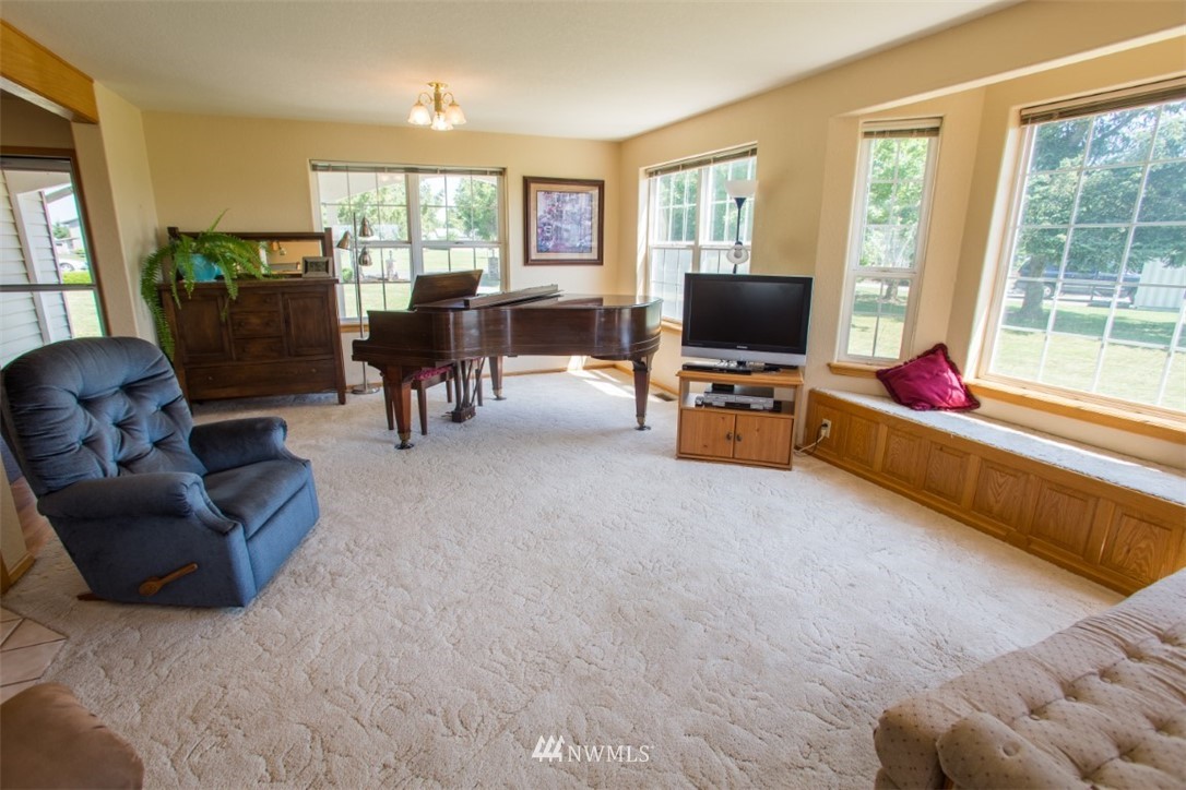 7330 East Wiser Ridge Road Lynden, WA 98264 - Photo 6 of 25