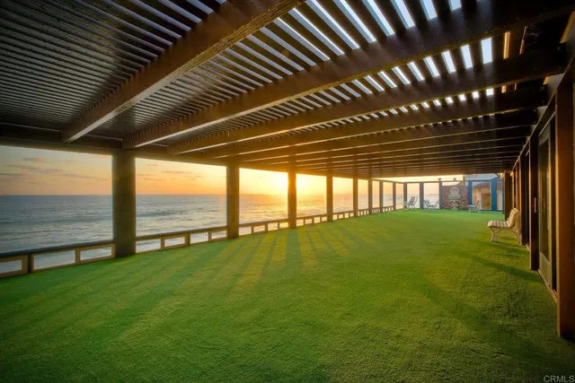 $7,990,000 | 1931 South Pacific Street, Oceanside, CA 92054