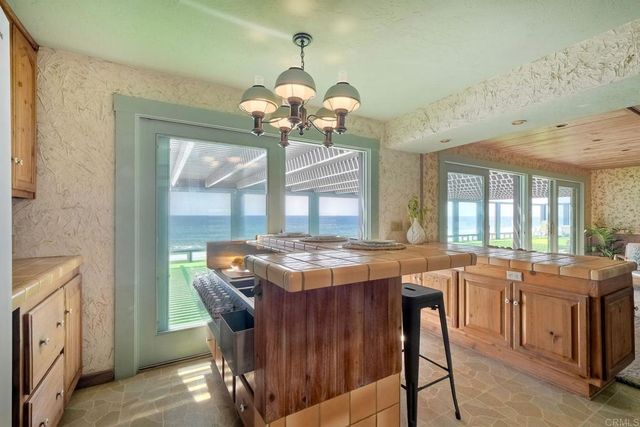 $7,990,000 | 1931 South Pacific Street, Oceanside, CA 92054