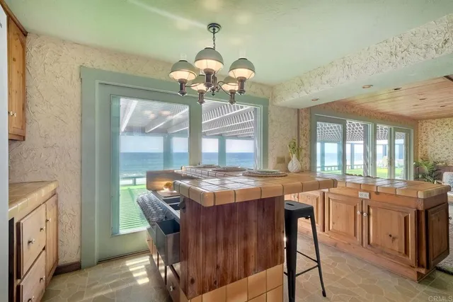 $7,990,000 | 1931 South Pacific Street, Oceanside, CA 92054