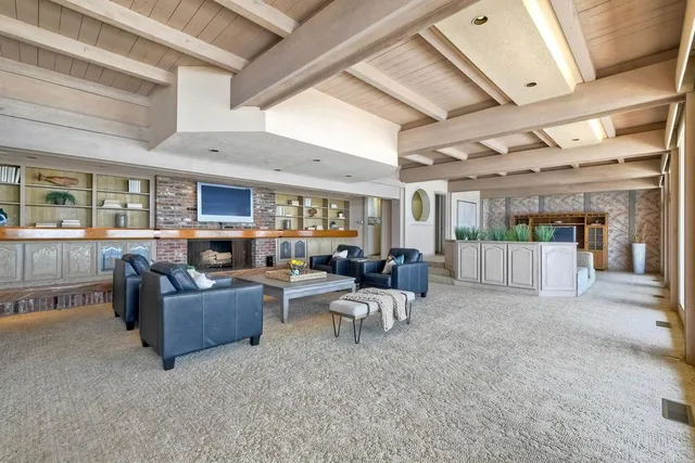 $7,990,000 | 1931 South Pacific Street, Oceanside, CA 92054