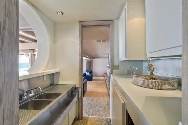 $7,990,000 | 1931 South Pacific Street, Oceanside, CA 92054