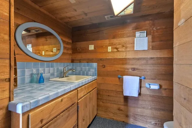 $7,990,000 | 1931 South Pacific Street, Oceanside, CA 92054