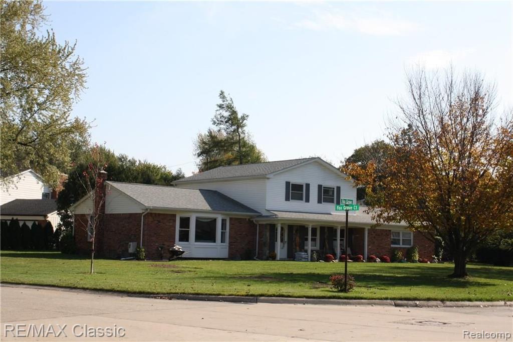 29928 Fox Grove Road Farmington, MI 48334 - Photo 38 of 47