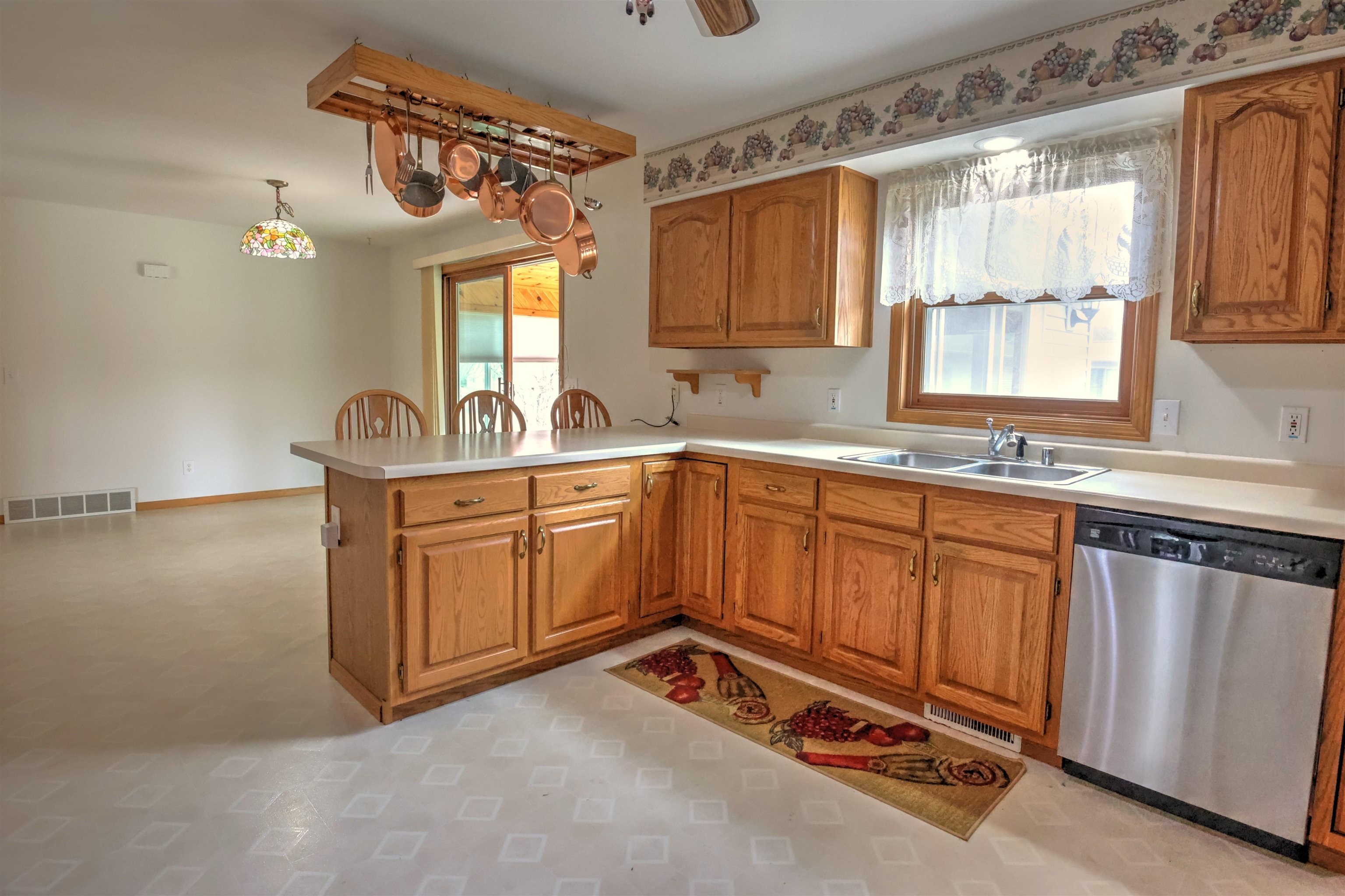 588 Ann Court Berlin, WI 54923 - Photo 17 of 43