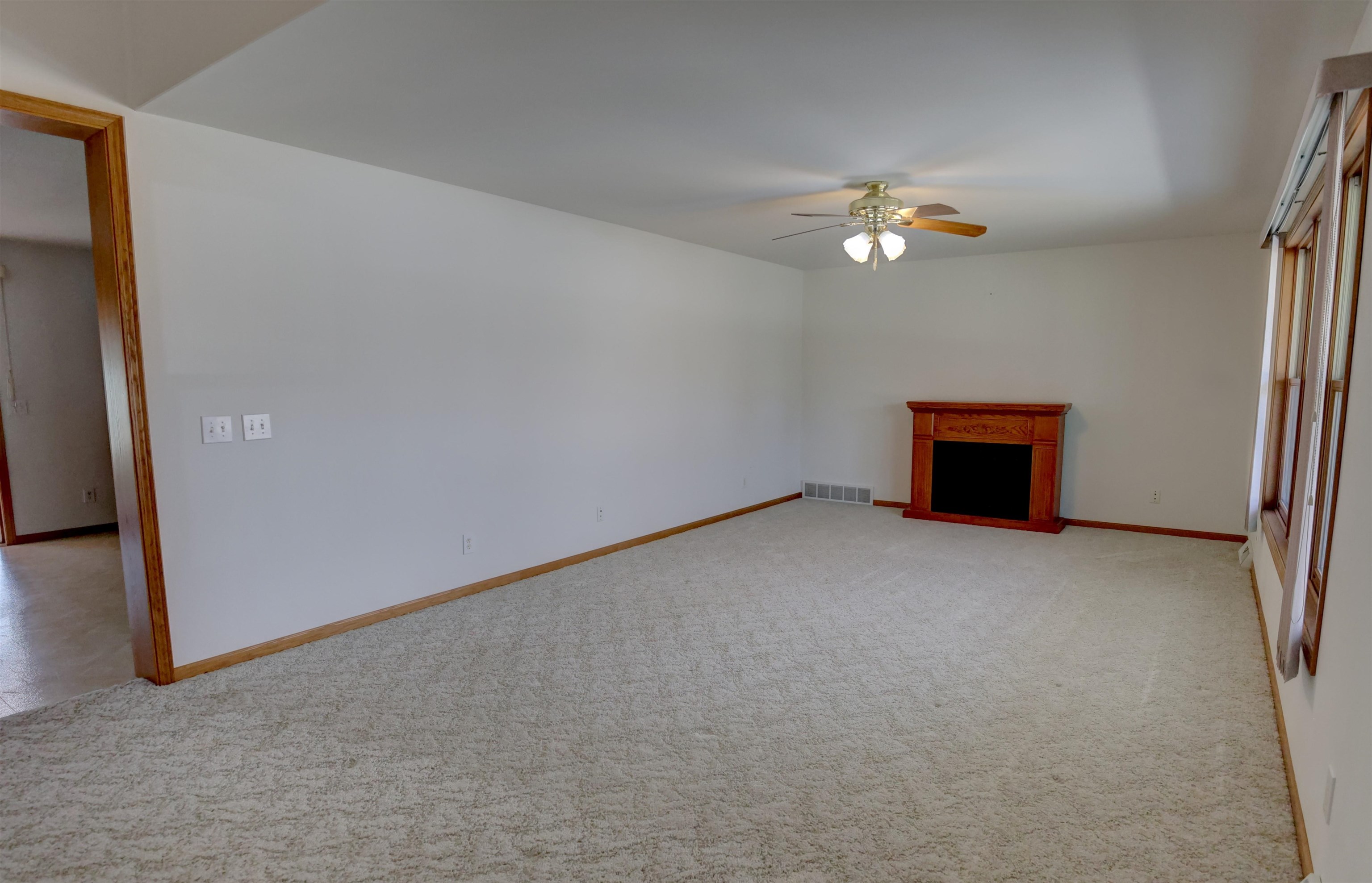 588 Ann Court Berlin, WI 54923 - Photo 20 of 43