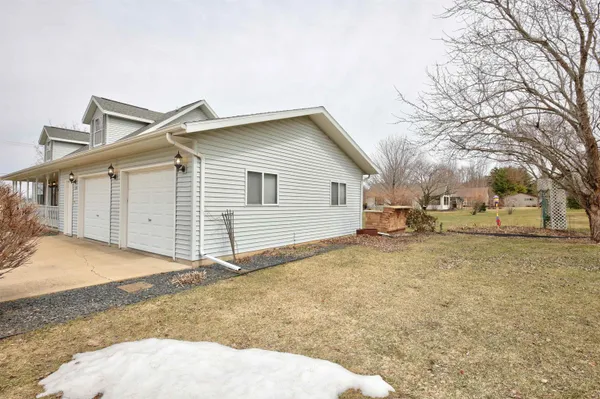 $425,000 | 588 Ann Court, Berlin, WI 54923