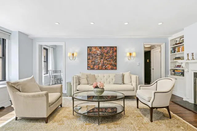 $825,000 | 205 East 78th Street, Unit 20A | Upper East Side