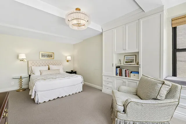 $825,000 | 205 East 78th Street, Unit 20A | Upper East Side