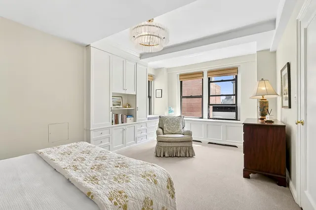 $825,000 | 205 East 78th Street, Unit 20A | Upper East Side