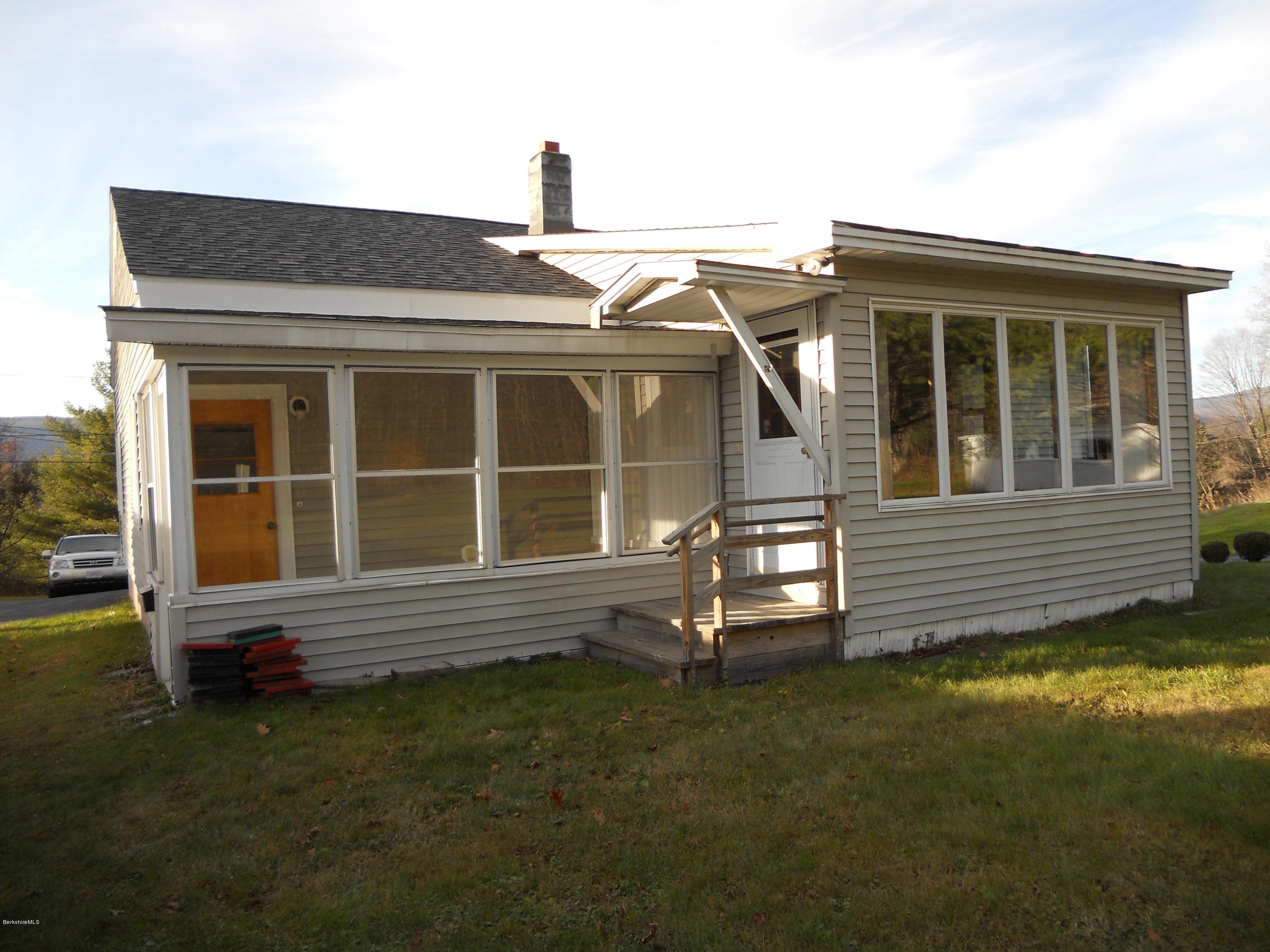 724 Daniels Road Clarksburg, MA 01247 - Photo 8 of 10 724 Daniels Rd 010