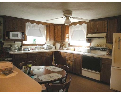 4318 Lower Valley Park Springfield, OH 45506 - Photo 5 of 13