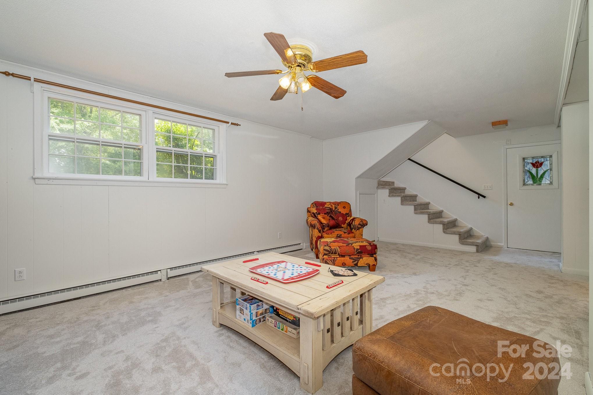 4081 Section House Road Hickory, NC 28601 - Photo 24 of 38 a living room with a window