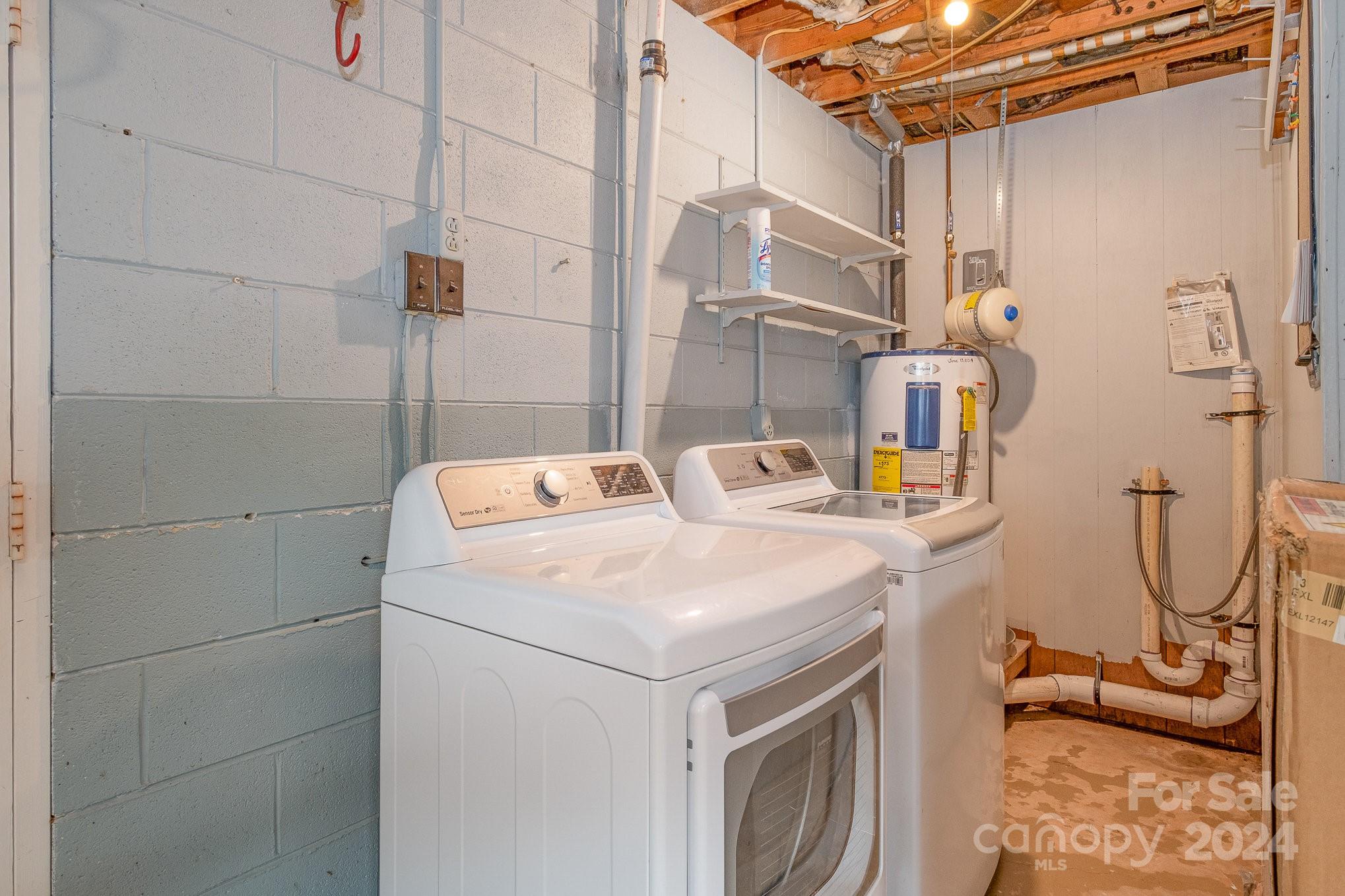 4081 Section House Road Hickory, NC 28601 - Photo 30 of 38 a utility room with dryer and washer