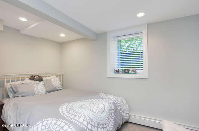 16 Hearthstone Drive Riverside, CT 06878 - Photo 23 of 35 16 Hearthstone Dr Riverside CT-small-026
