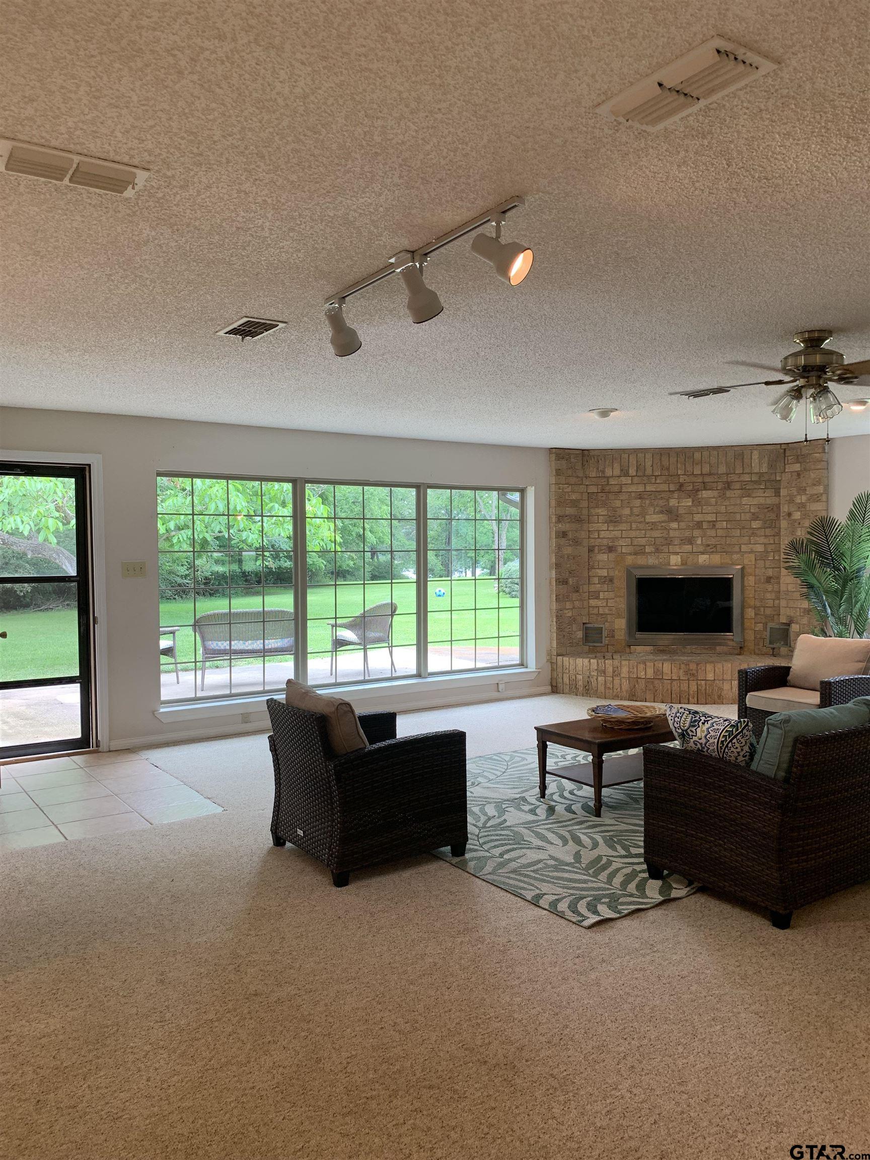 115 Raton Pass Holly Lake Ranch, TX 75765 - Photo 8 of 44
