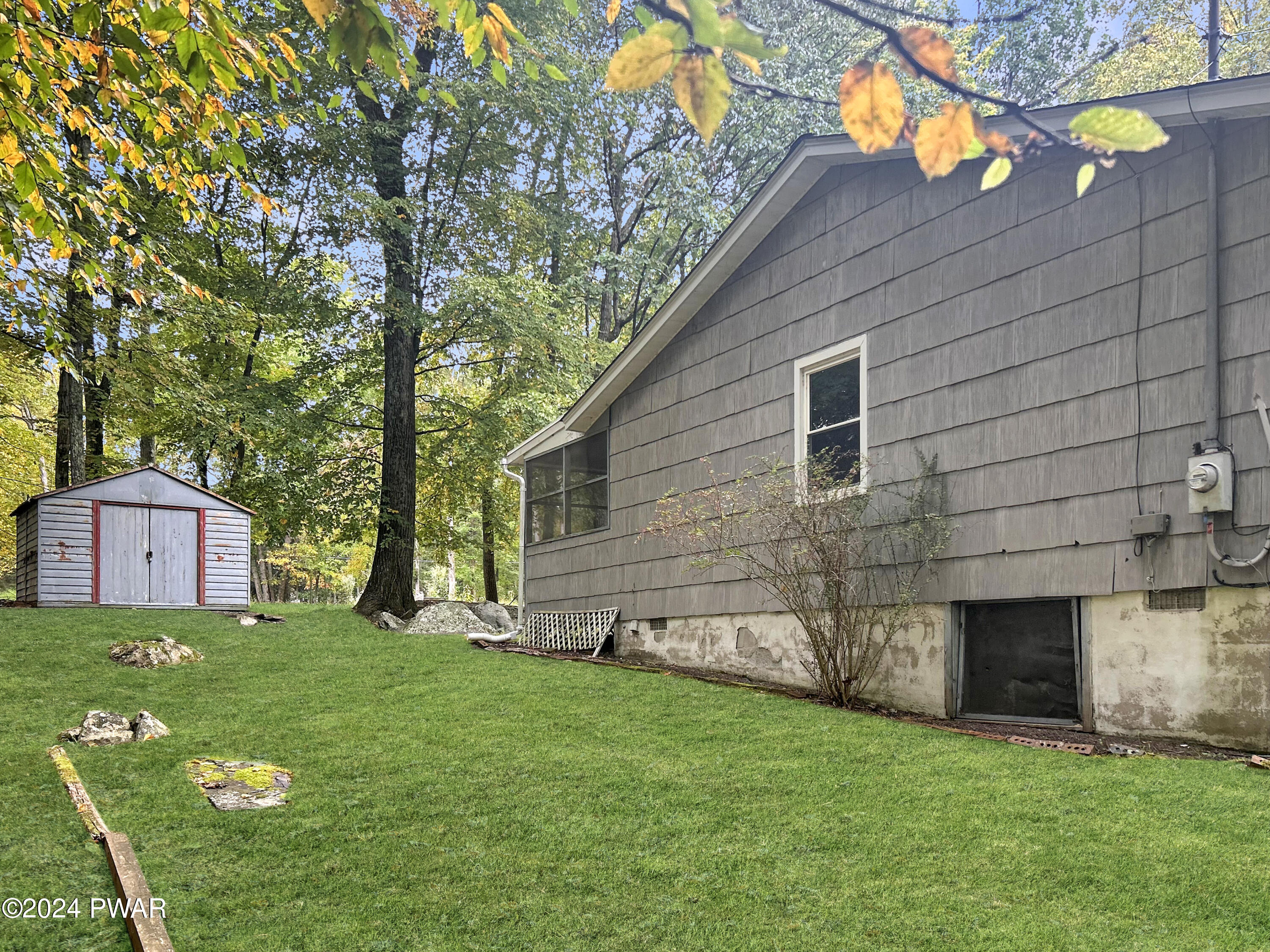 296 Gold Key Road Milford, PA 18337 - Photo 3 of 21