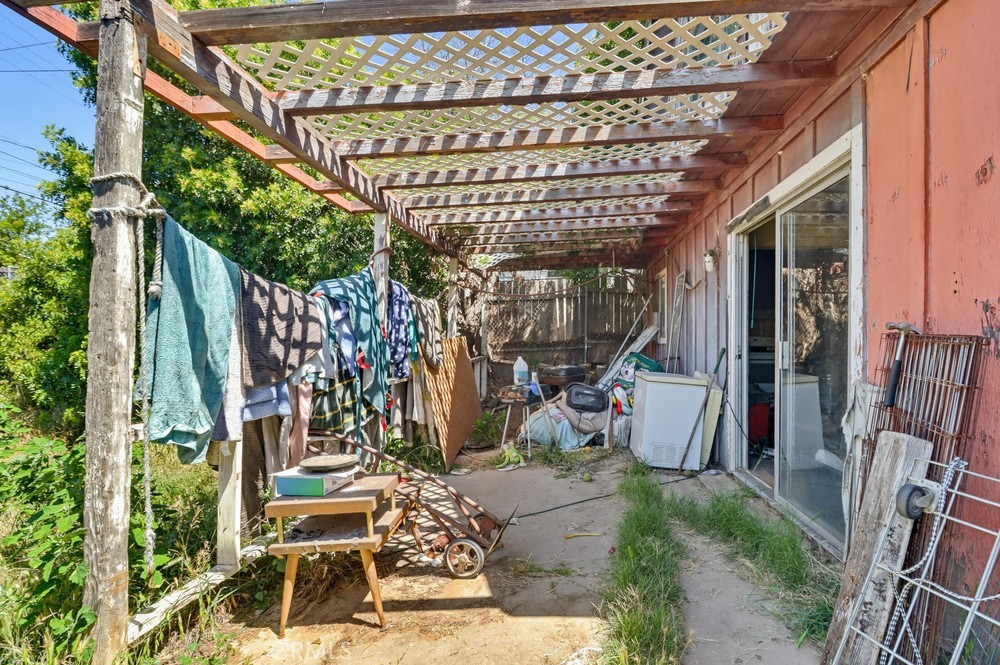 736 Sacramento Avenue Spring Valley, CA 91977 - Photo 25 of 33 a view of outdoor space with seating area
