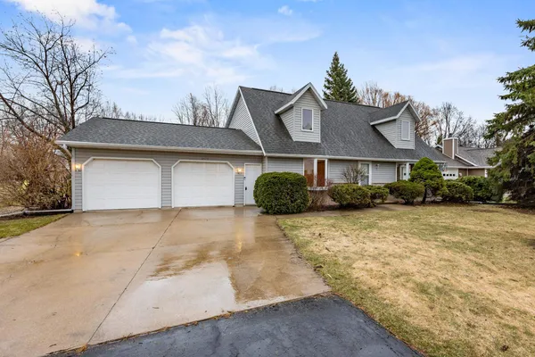 $361,500 | N9650 Darboy Drive, Appleton, WI 54915