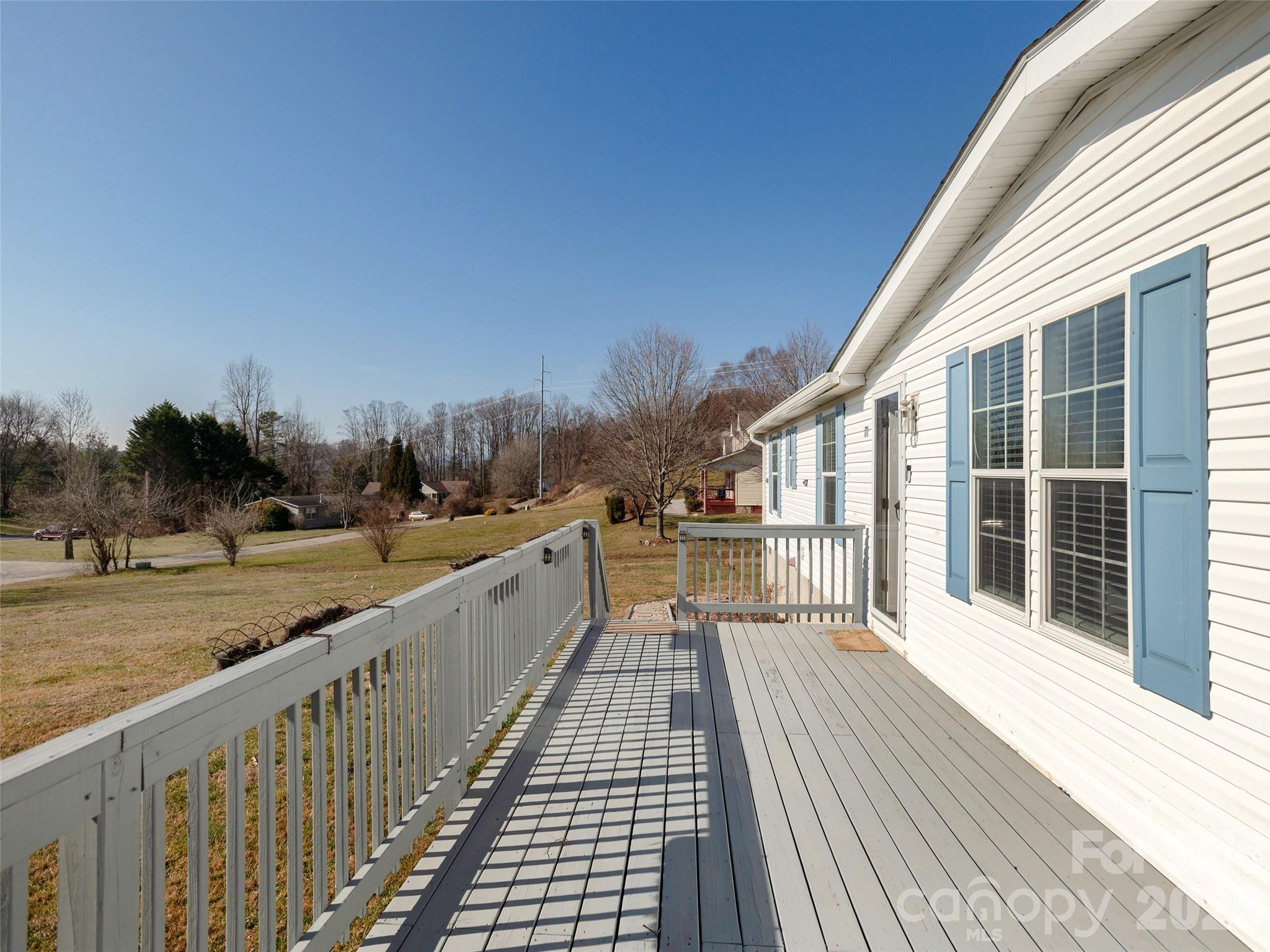 112 Lynn Estate Road Hendersonville, NC 28792 - Photo 3 of 24 a view of balcony of the house