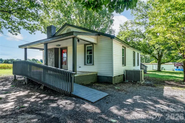 $1,185,000 | 251 Beulah Road, Statesville, NC 28677