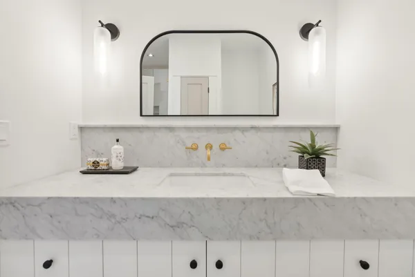 $1,999,999 | 353 Pool Street, Biddeford, ME 04005