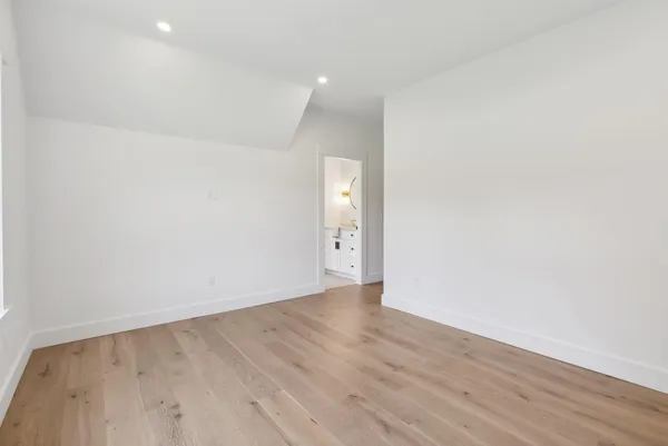 $1,999,999 | 353 Pool Street, Biddeford, ME 04005