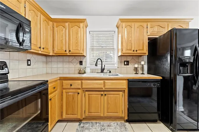 $339,000 | 9216 Wedd Drive, Overland Park, KS 66212