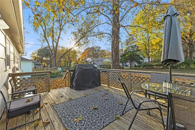 $339,000 | 9216 Wedd Drive, Overland Park, KS 66212