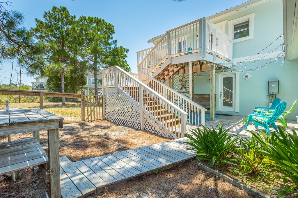 416 Mccloud Street Eastpoint, FL 32328 - Photo 13 of 45