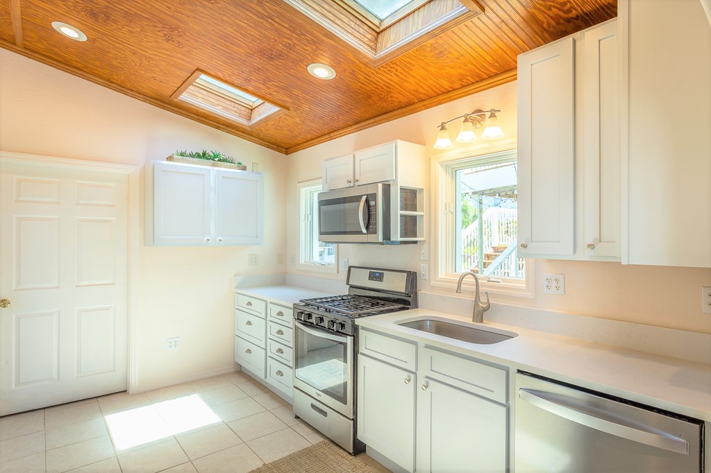 416 Mccloud Street Eastpoint, FL 32328 - Photo 24 of 45