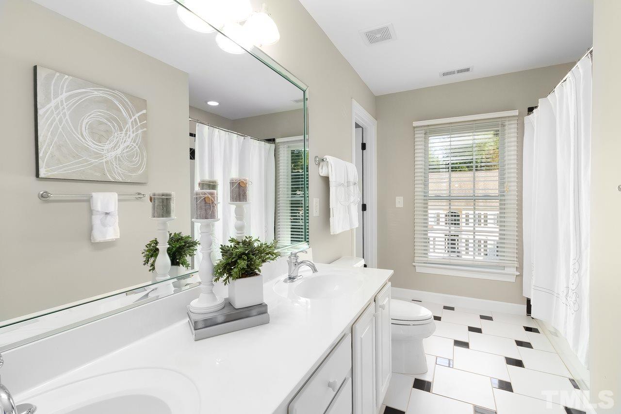 3905 Sterling Ridge Lane Durham, NC 27707 - Photo 11 of 14 Gallery Image 11