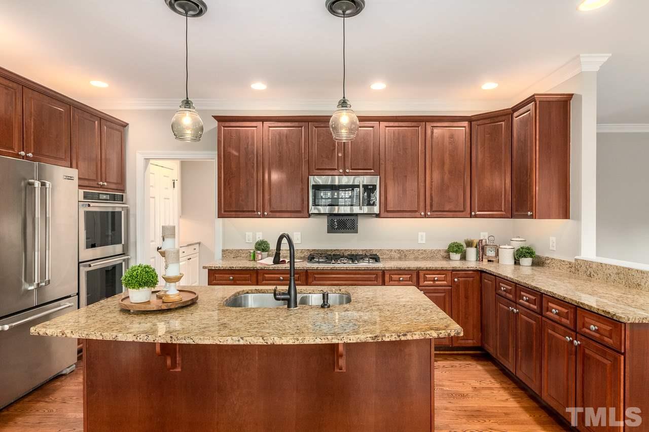 3905 Sterling Ridge Lane Durham, NC 27707 - Photo 4 of 14 Gallery Image 4