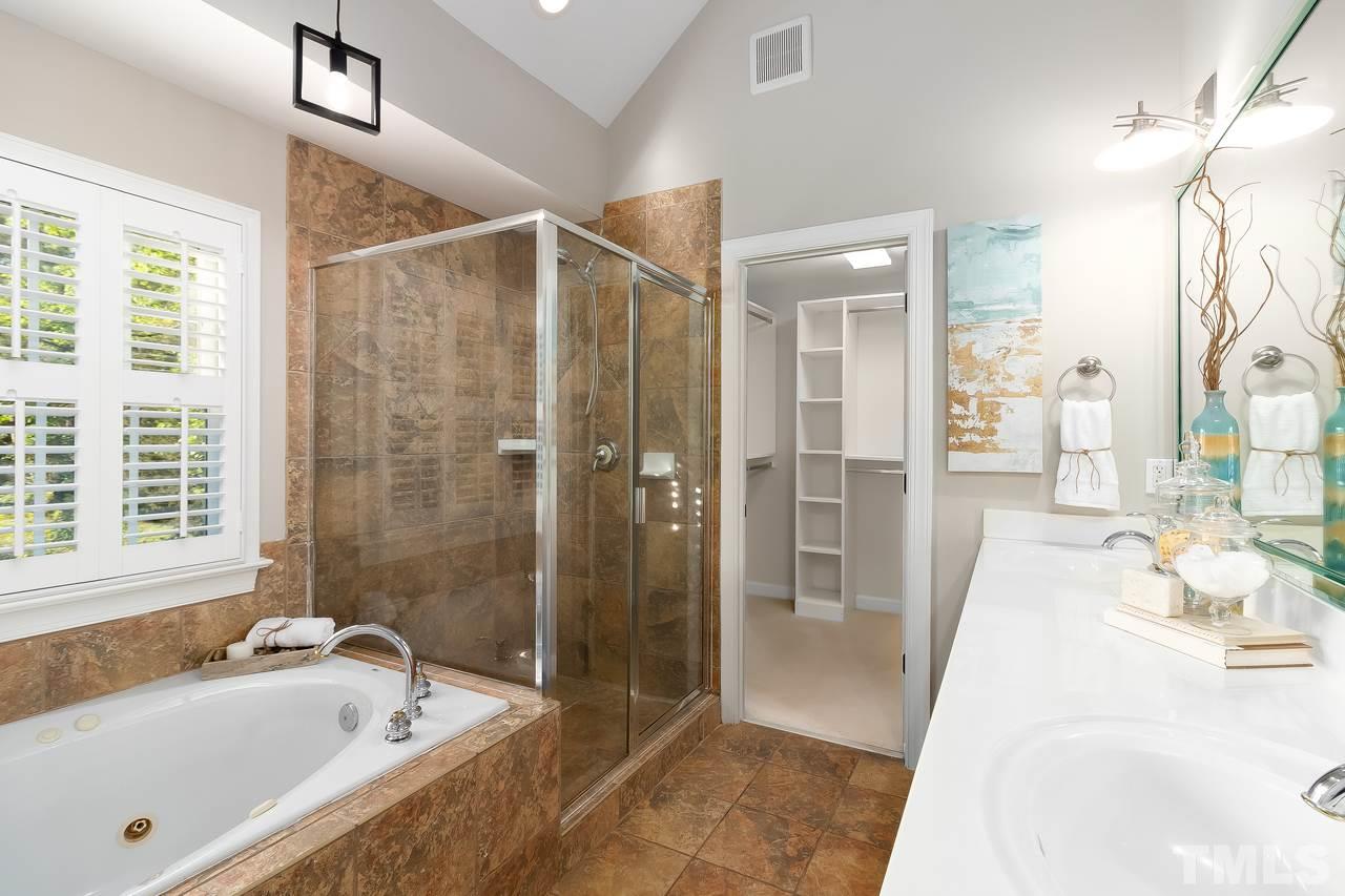3905 Sterling Ridge Lane Durham, NC 27707 - Photo 9 of 14 Gallery Image 9