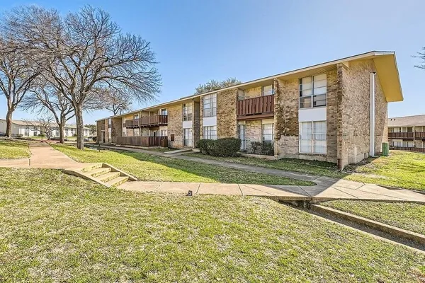 $1,100 | 3523 Fawn Valley Drive, Unit 1065, Dallas, TX 75224