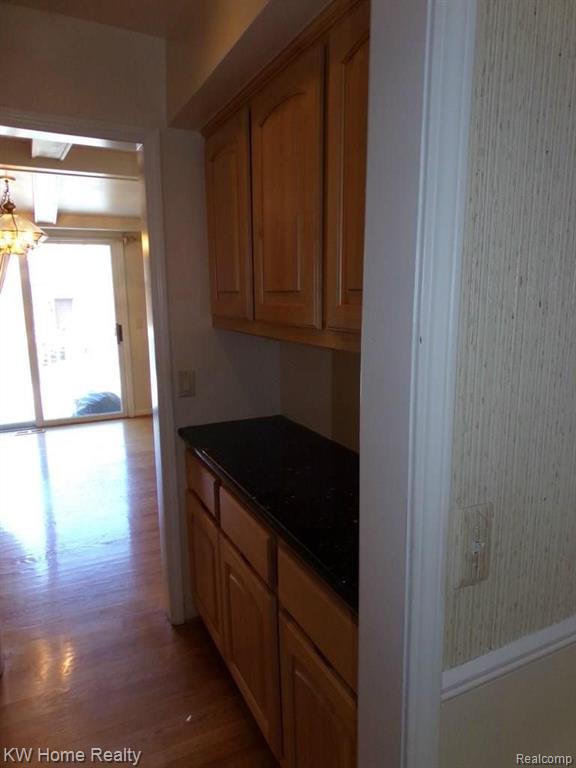 3081 Burlington Court Rochester, MI 48306 - Photo 13 of 40