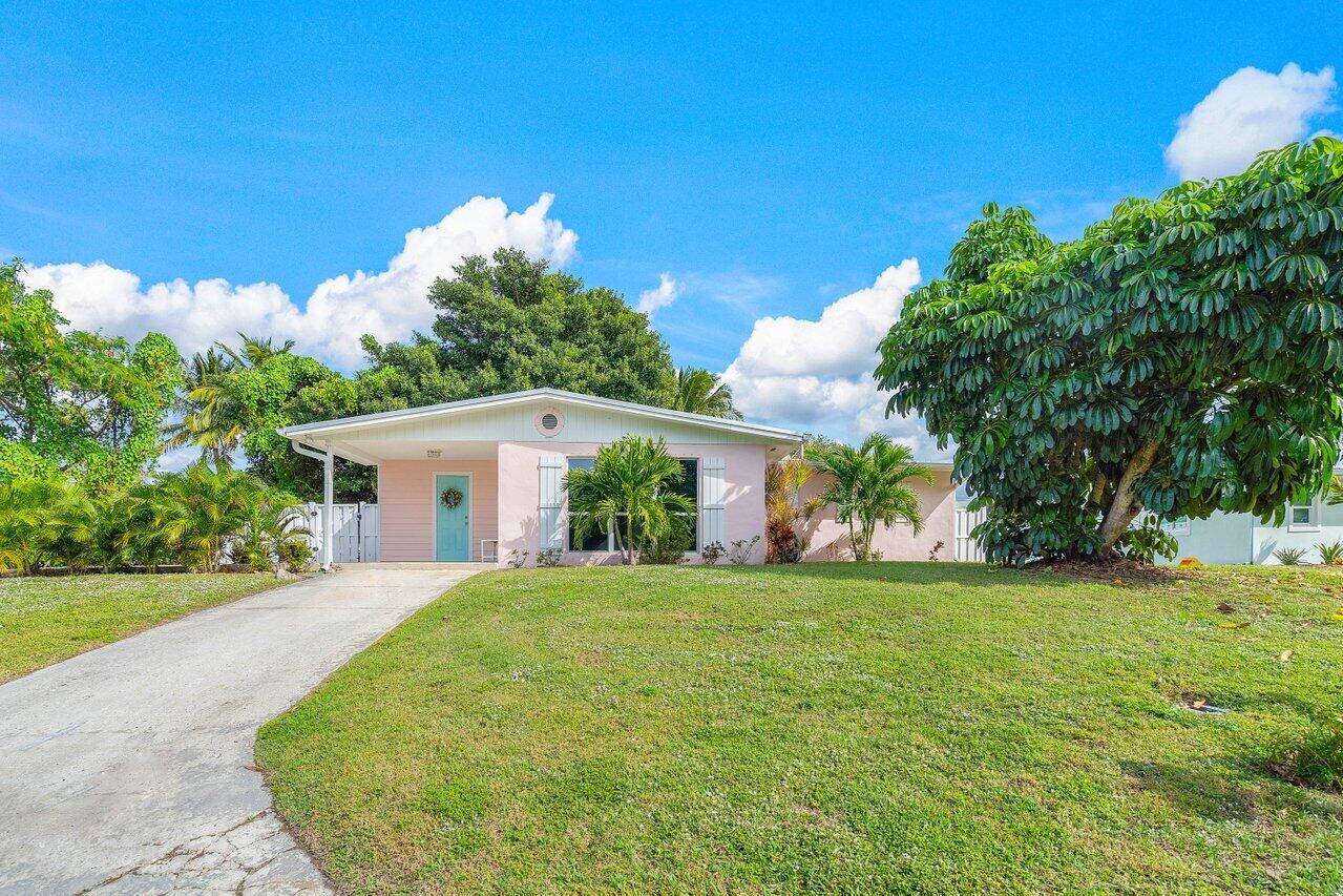 2057 Northeast Ridge Ave  