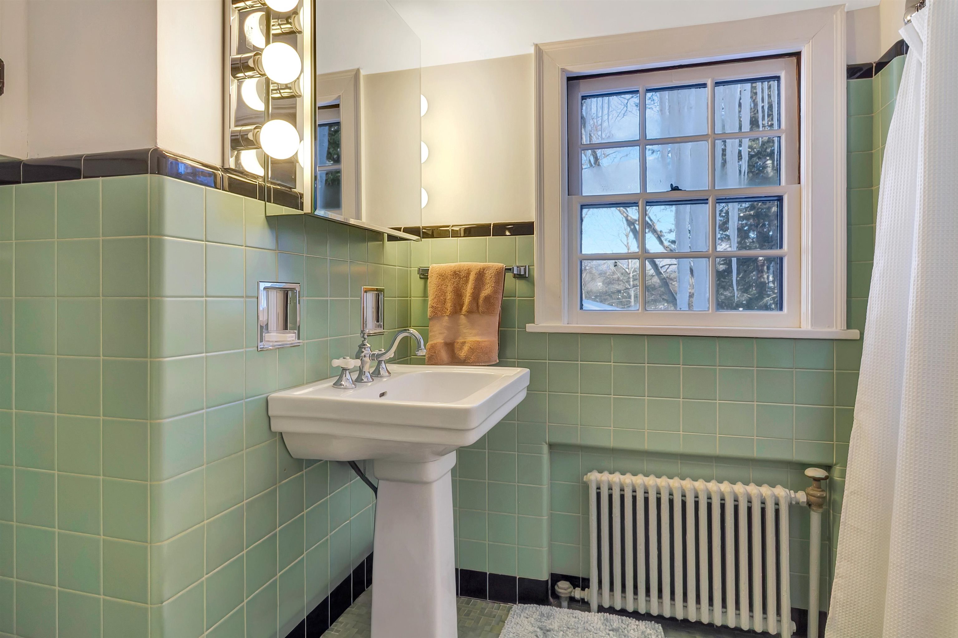 180 Grove Street Rutland, VT 05701 - Photo 29 of 51