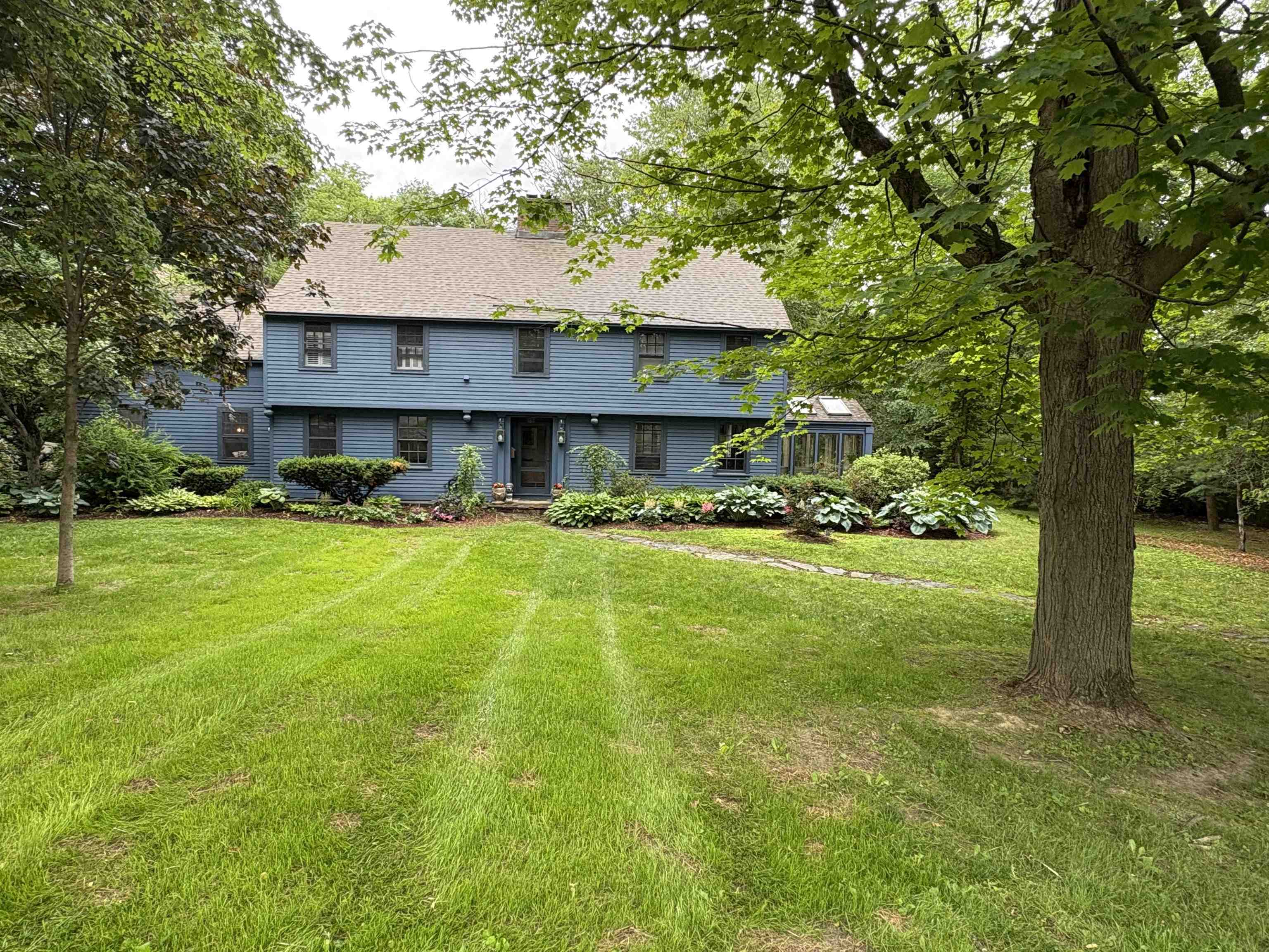 180 Grove Street Rutland, VT 05701 - Photo 3 of 51