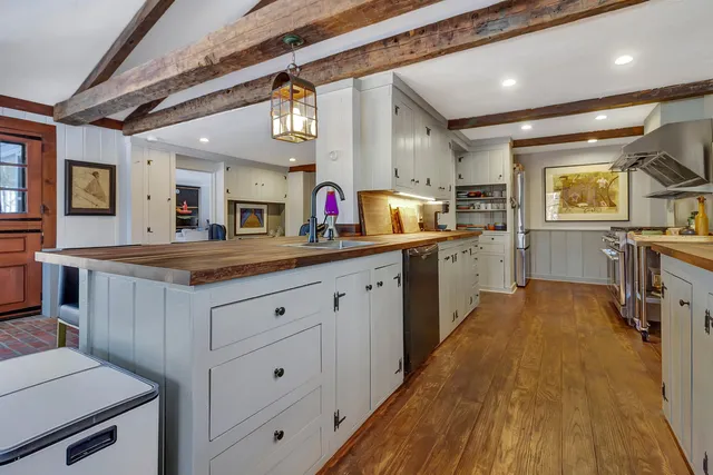 $749,000 | 180 Grove Street, Rutland, VT 05701