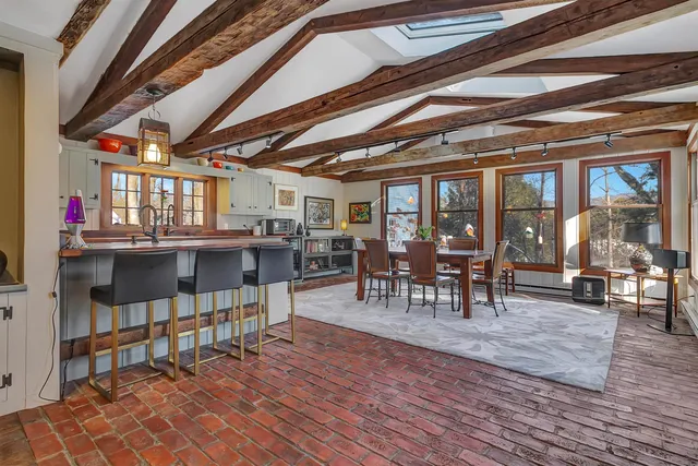 $749,000 | 180 Grove Street, Rutland, VT 05701