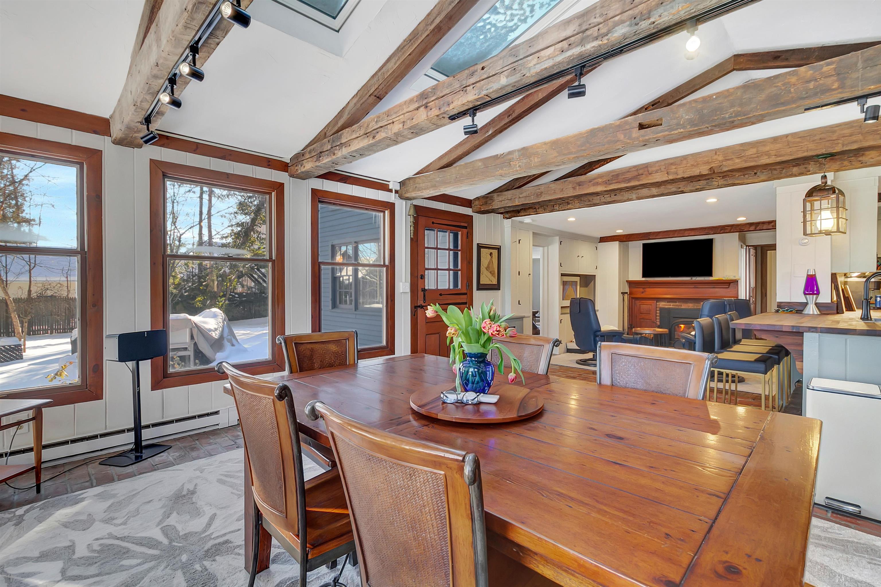 180 Grove Street Rutland, VT 05701 - Photo 8 of 51