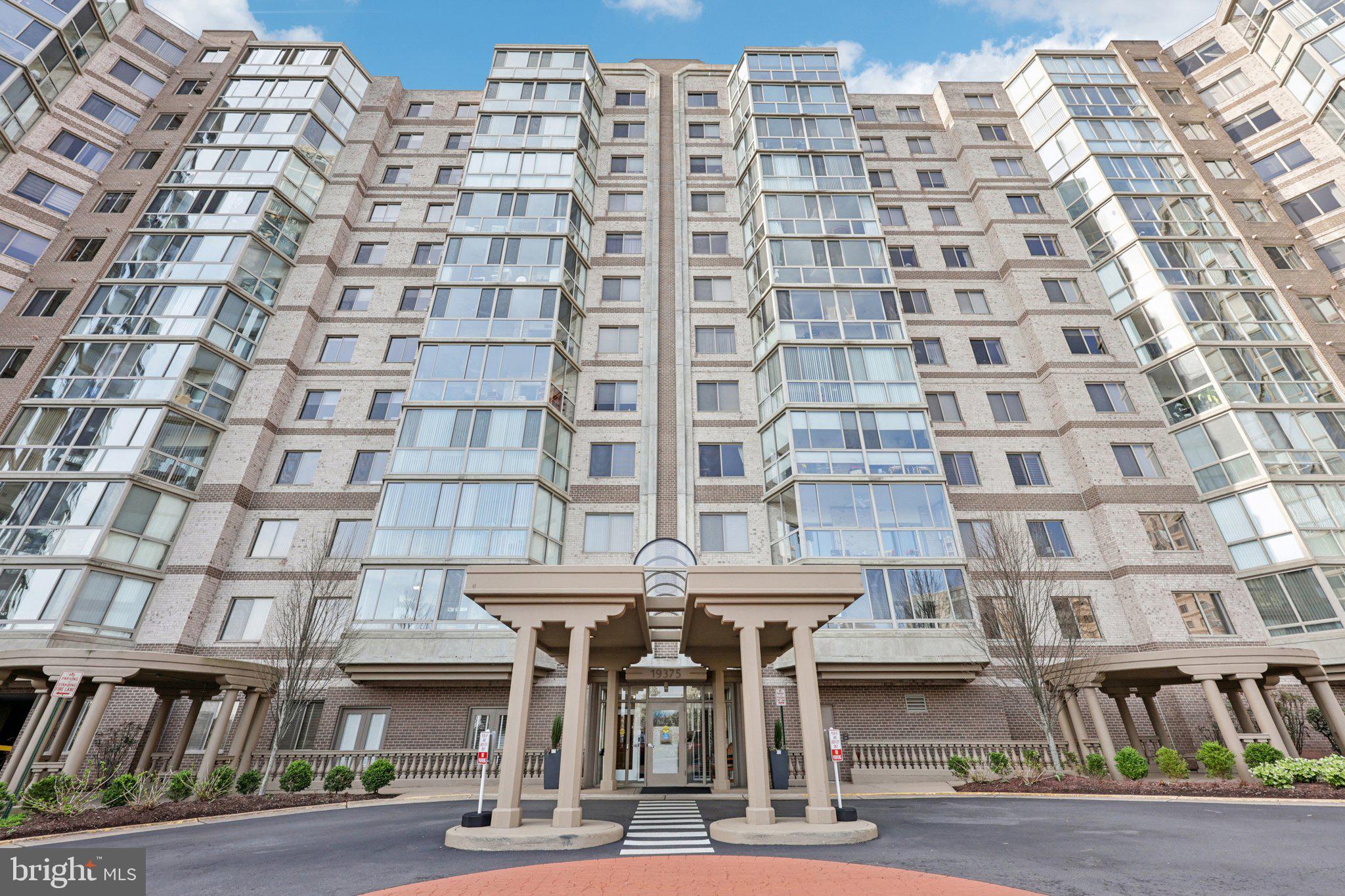 19375 Cypress Ridge Terrace, Unit 1111 Leesburg, VA 20176 - Photo 3 of 35 a view of a building