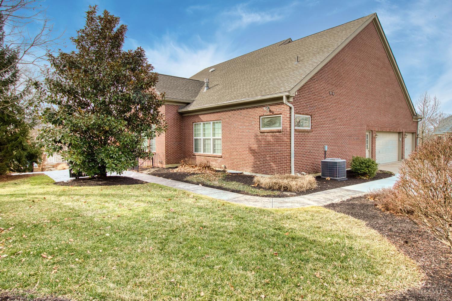 2274 Pointe Place Cincinnati, OH 45244 - Photo 63 of 71